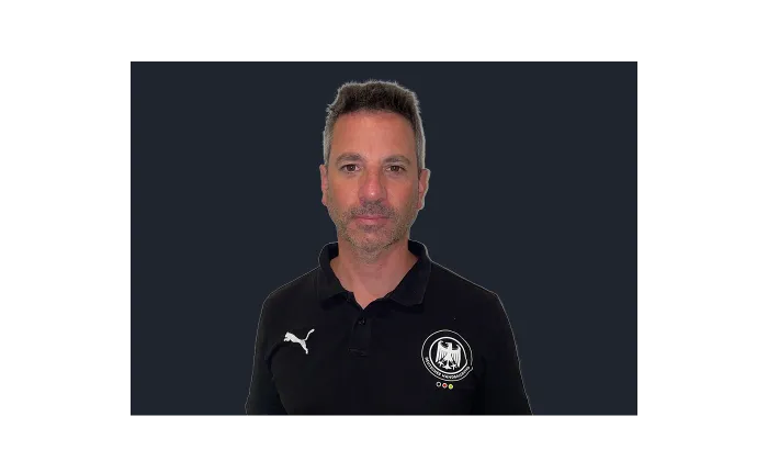 Mannschaftsarzt Florian Dreyer