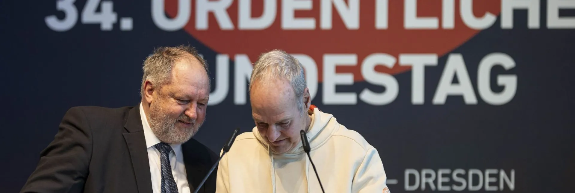 Wolfgang Böhme (rechts) mit DHB-Präsident Andreas Michelmann. - Foto: Kenny Beele