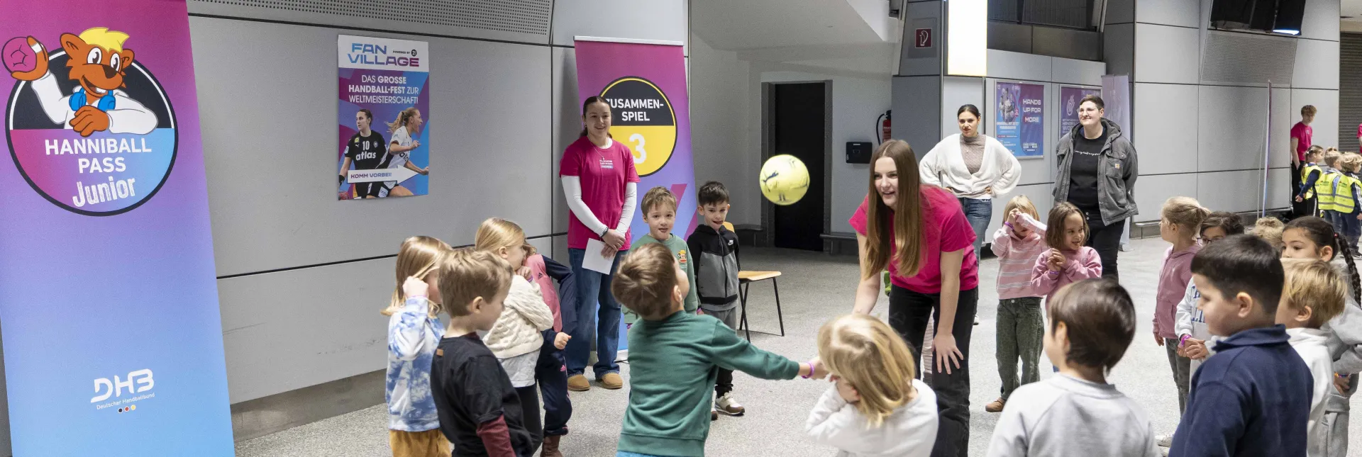 Dortmunder Kita-Kinder beim Hanniball Pass Junior in der Dortmunder Westfalenhalle