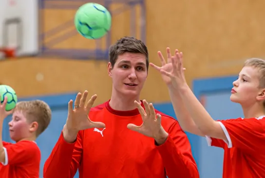 SoMe_Kinderhandball_Pilot-Lehrgang.jpg SoMe_Kinderhandball_Pilot-Lehrgang.jpg